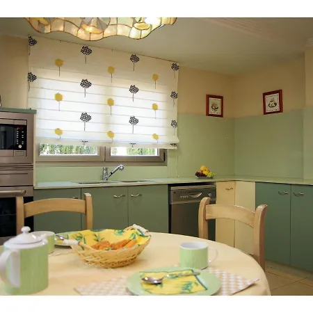 3378 Portichol Villa *